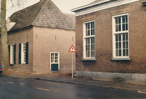 Lagere school aan de Dorpsstraat (collectie Brenda Rexwinkel)