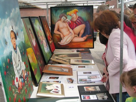 Kunstmarkt en kunstwandelroute in Hummelo