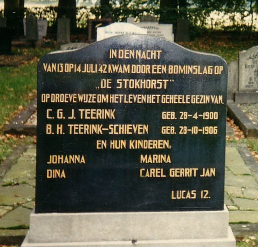 Graf Familie Teerink op de begraafplaats in Hummelo